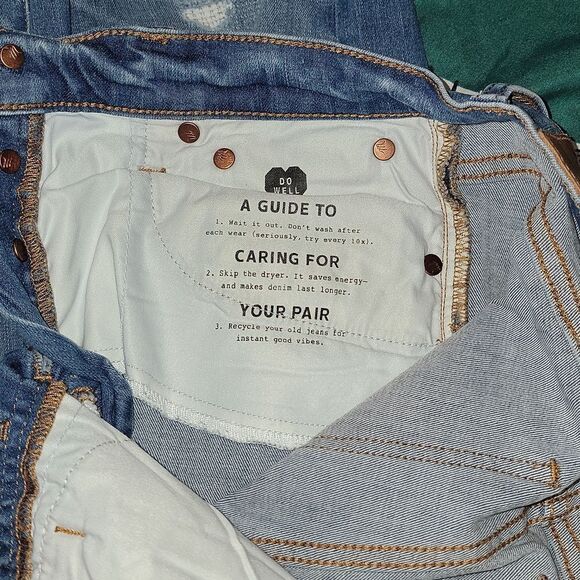 Madewell Light Blue Cropped Jeans - Picture 8 of 13